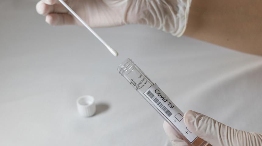 PCR ve antijen testi için yeni yöntem geliştirildi! Sürüntü yerine gargara ile örnek alınıyor