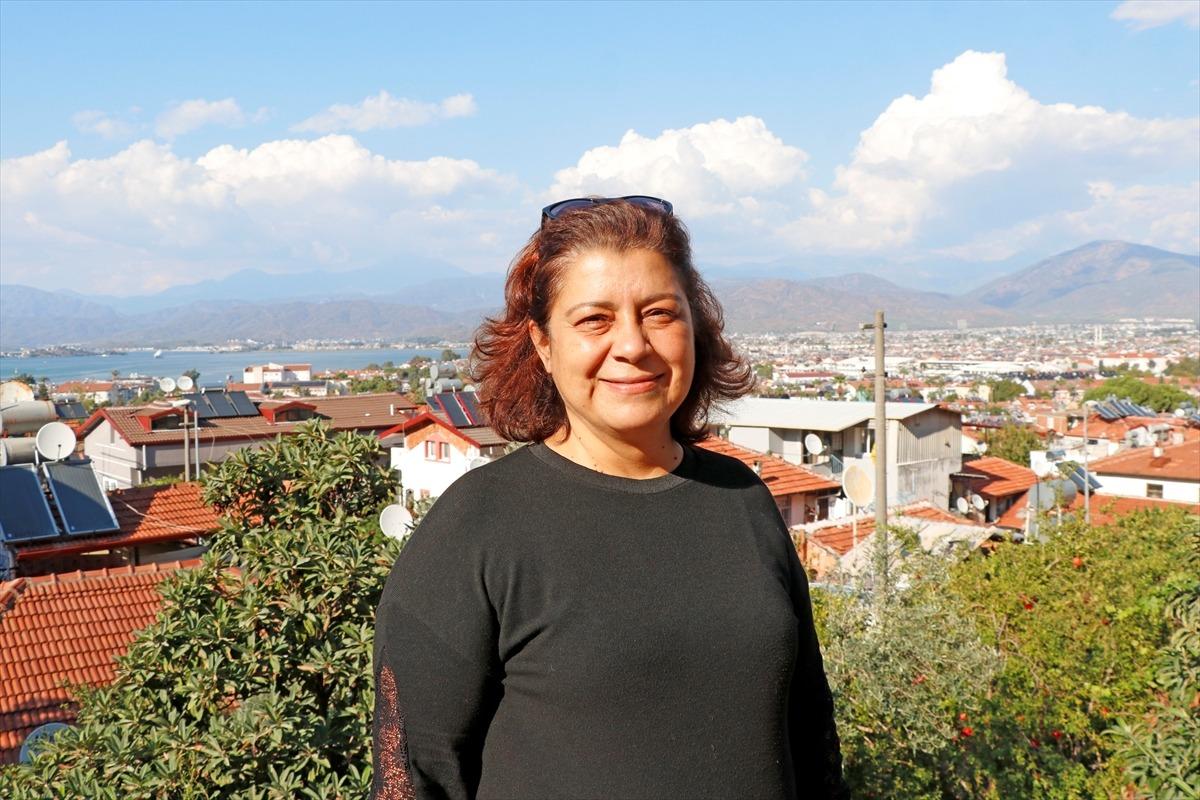Fethiye'nin tek kadın muhtarı, &ccedil;alışmalarıyla &ouml;rnek g&ouml;steriliyor
