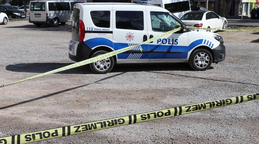 Eski belediye başkanından husumetlisine silahlı saldırı