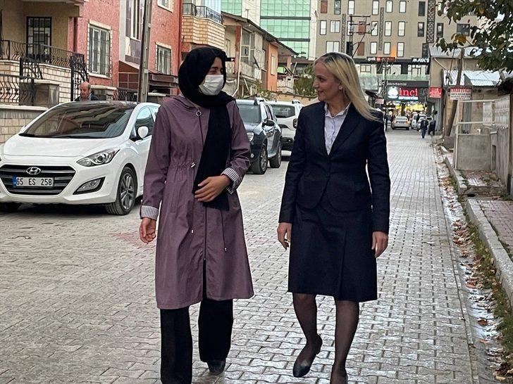 Van'daki kadın muhtarlar vatandaşların sorunlarıyla yakından ilgileniyor G4
