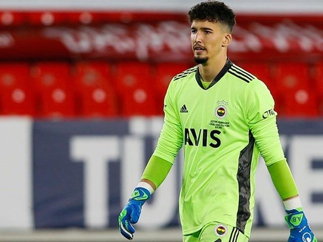 Prens Selman, Altay Bayındır'ı istiyor!