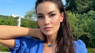 Fahriye Evcen şık kıyafetiyle göz kamaştırdı! Hayranları beğeni yağdırdı