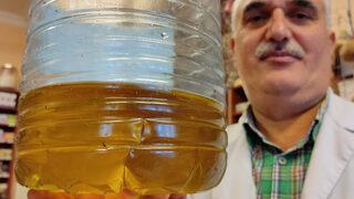 Vatandaş, şifayı gram gram alıyor! Litresi 2 bin 500 lira