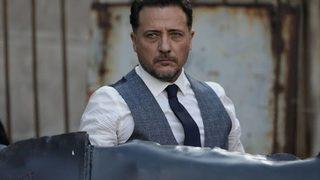 Ezel dizisinin ‘Cengiz Atay’ı o dizide de oynuyormuş! Yiğit Özşener bakın hangi dizide ortaya çıktı...