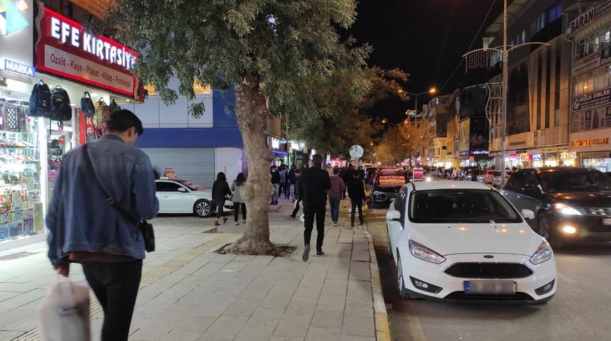 Son Dakika: Van'da 6 dakika arayla iki korkutan deprem