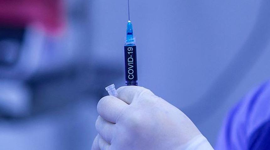 ABD'de Moderna ve Johnson&Johnson takviye doz aşı için "acil" onay aldı