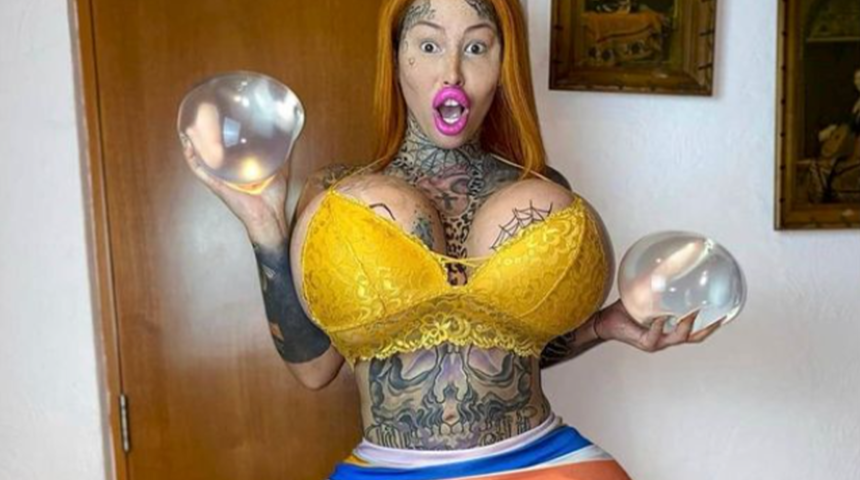 Dünyanın en büyük vajinasına sahip olmak isteyen fenomenden şaşırtan itiraf: Cinsel organımı tanıyamıyorum