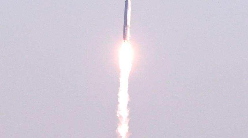 Radyo istasyonuna roketli saldırı