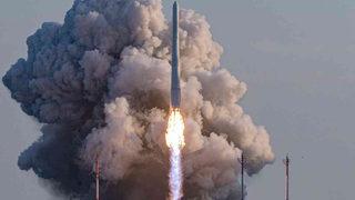 Güney Kore Nuriyi uzaya gönderdi