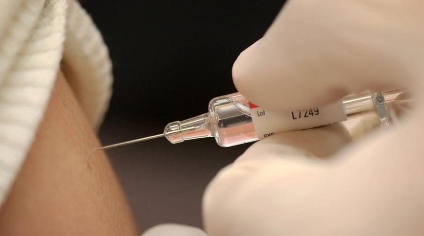 65 yaş üstüne grip aşısı tanımlandı mı? Bakan Koca açıkladı! Grip aşısı kimlere yapılacak?