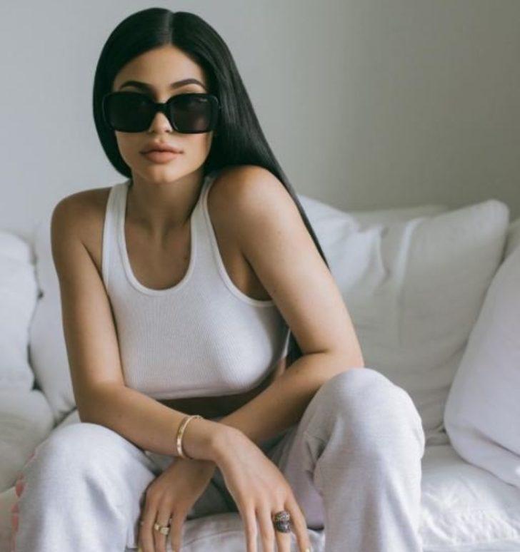 Hamile Kylie Jenner hamilelik koçu tutmuş! G3