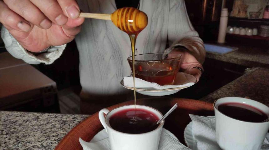 Bursa’nın yüzlerce yıllık tarifi! Havalar soğudu, Osmanlı çayına talep arttı