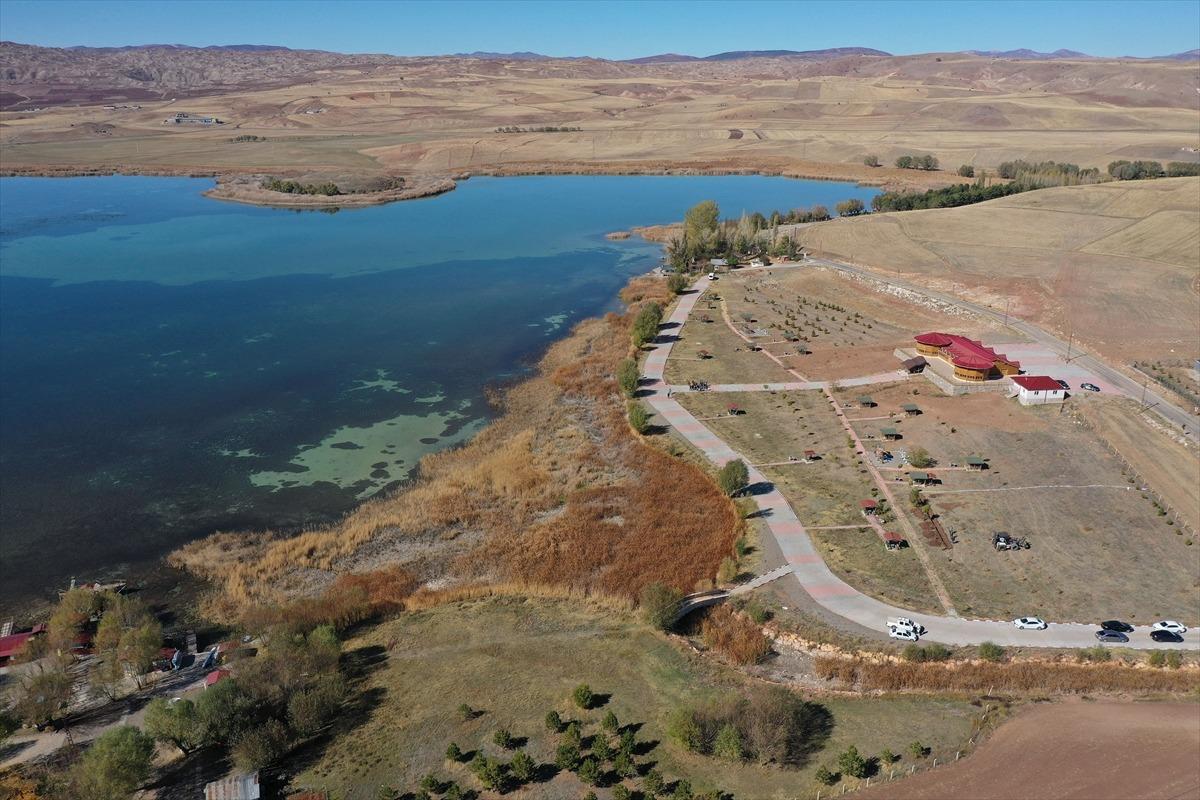 Sivas'ta kuş cenneti Hafik G&ouml;l&uuml;'n&uuml;n turizme kazandırılması i&ccedil;in &ccedil;alışmalara başlandı