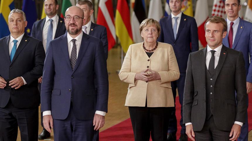 Almanya Başbakanı Merkel, AB Liderler Zirvesi'ne son kez katıldı