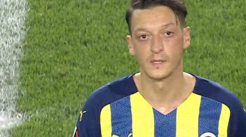 Mesut Özil, Pereira'ya küfürler yağdırdı!