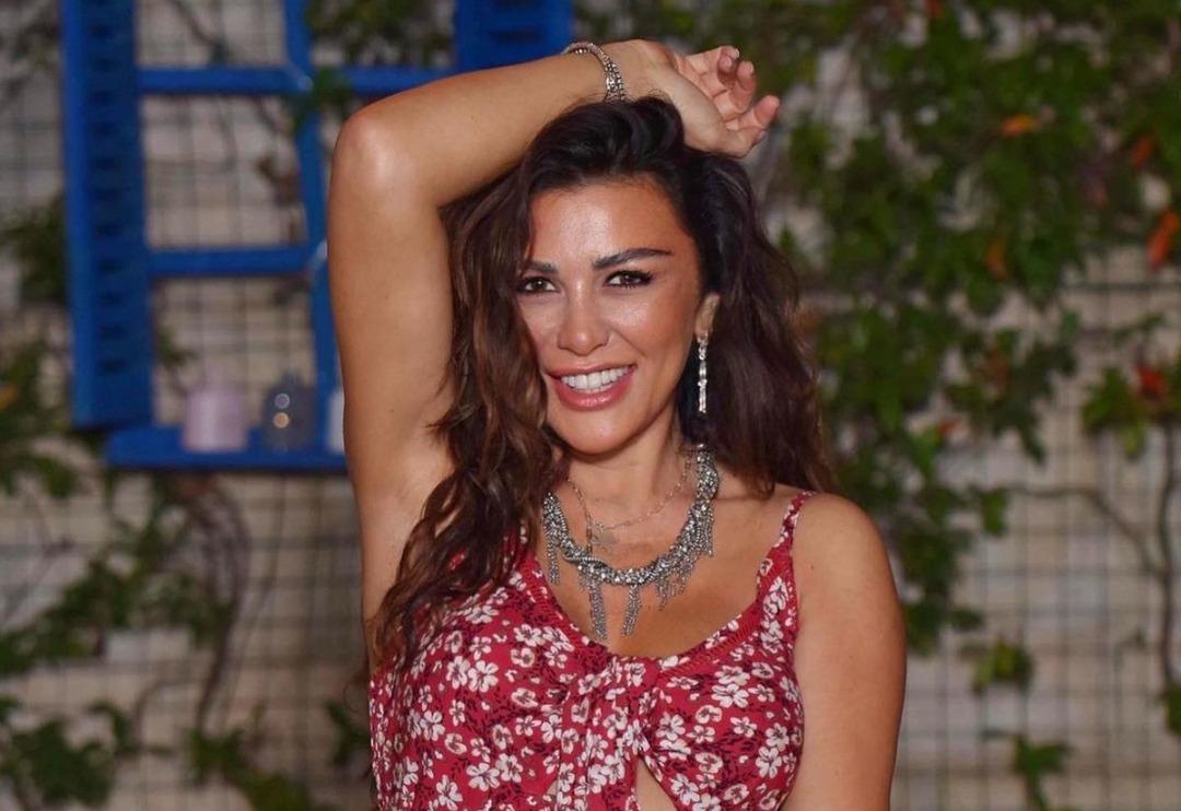 Selen G&ouml;rg&uuml;zel Alkan'ın kızı İlknaz, g&uuml;zelliğini annesinden almış! Bakan bir daha bakıyor!