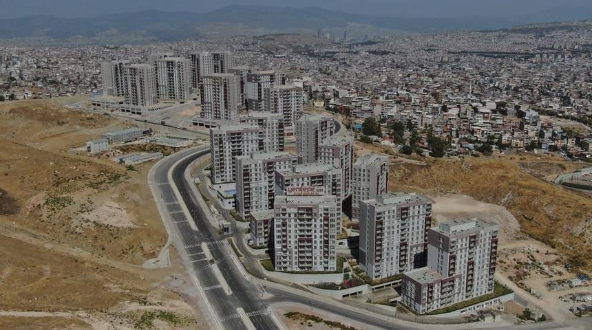 TOKİ'den İzmir'de açık artırma yöntemiyle ev satışları! 
