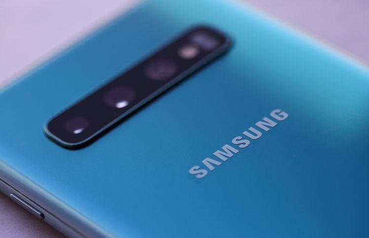 Rusya'da Samsung'un 61 telefon modelinin satışı yasaklandı