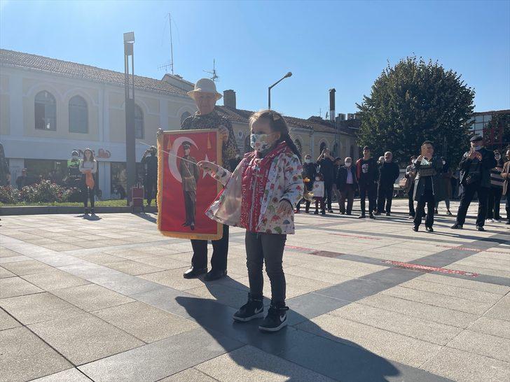 Edirne'de askeri bando konserini bir süre 5 yaşındaki çocuk yönetti G1