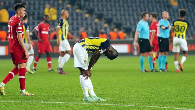 Fenerbahçe nasıl tur atlar? İşte UEFA Avrupa Ligi’nde Fenerbahçe’nin kalan maçları ve tur ihtimalleri…