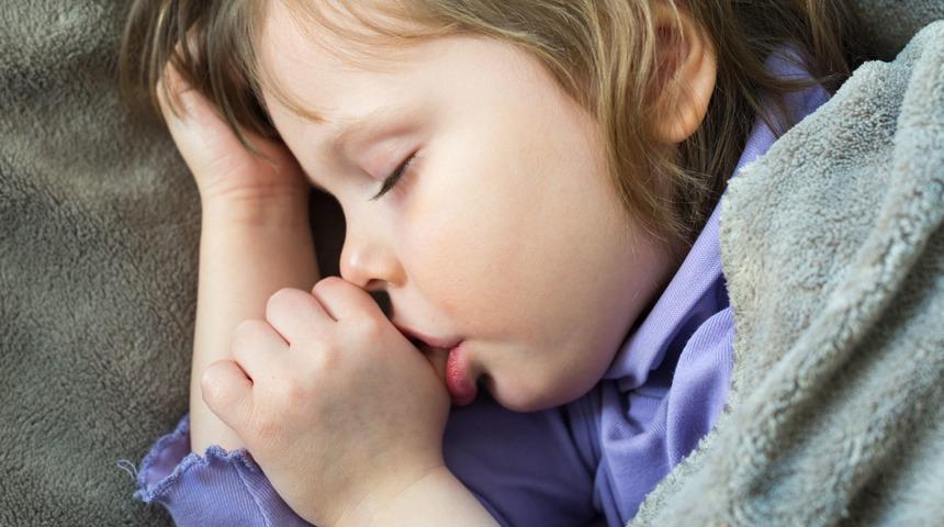 Parmak emme bir refleks