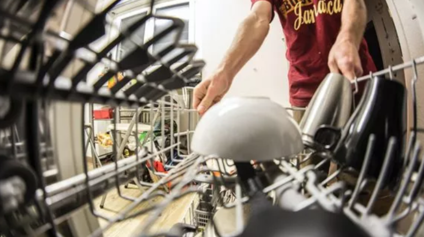 Şimdiye kadar hep hatalı yerleştirmişiz! Bulaşıkları makineye düzgün yerleştirebilmek için...