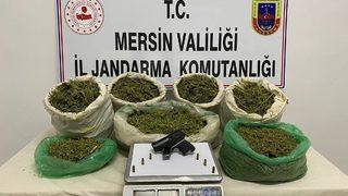 Mersin'de 33 kilo 900 gram esrar ele geçirildi