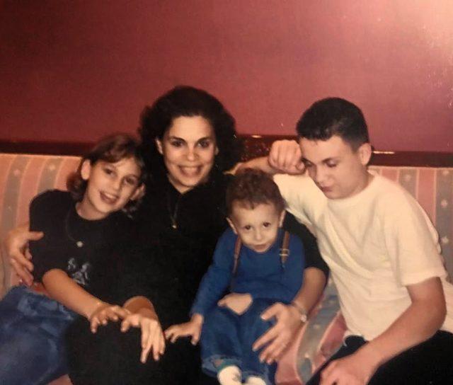 Farah Zeynep Abdullah'ın annesini görenler ''Güzelliğini annesinden almış'' demeden duramadı!