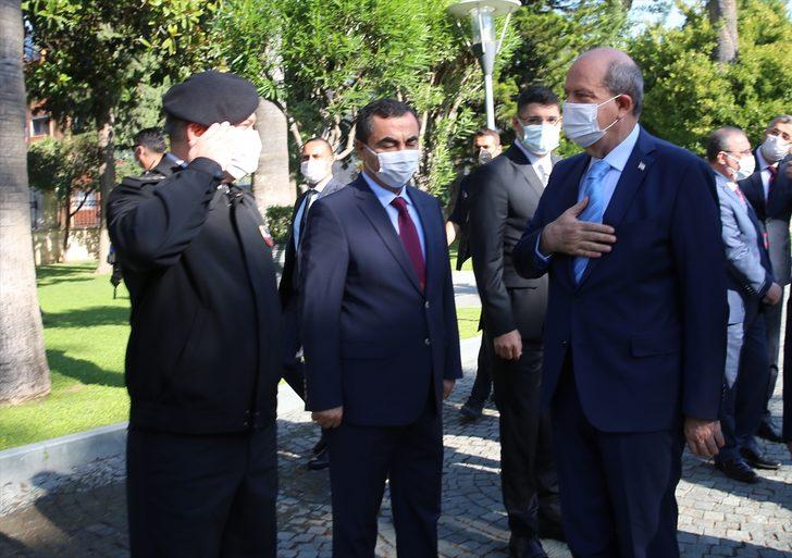 KKTC Cumhurbaşkanı Ersin Tatar, Hatay Valiliğini ziyaret etti: G1