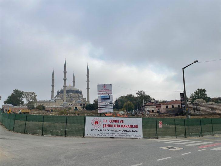 Selimiye Meydanı kazılarında Roma döneminden kalma aile mezarlığı bulundu G4