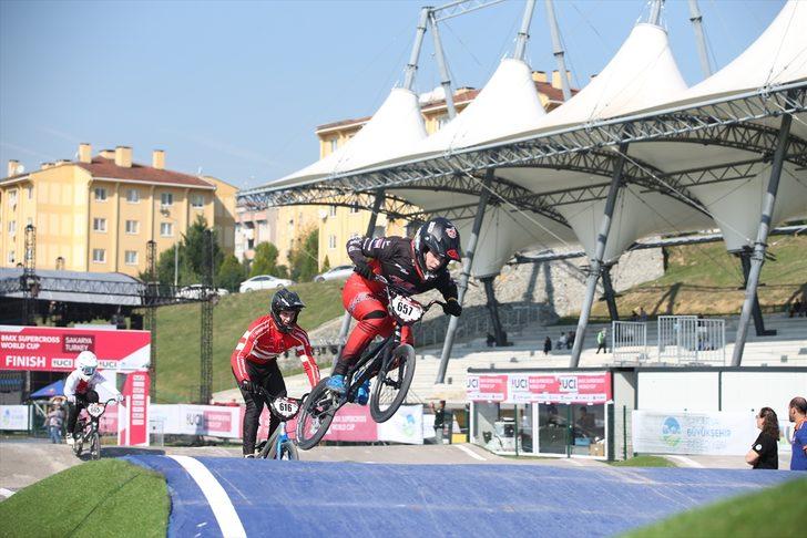 BMX Süper Kross Dünya Kupası 5. tur yarışları başladı G3