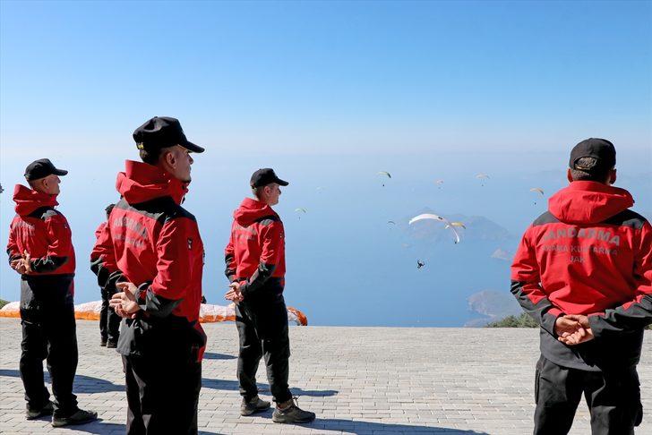 Uluslararası Ölüdeniz Hava Oyunları Festivali'nde jandarma denetimlerini sürdürüyor G3
