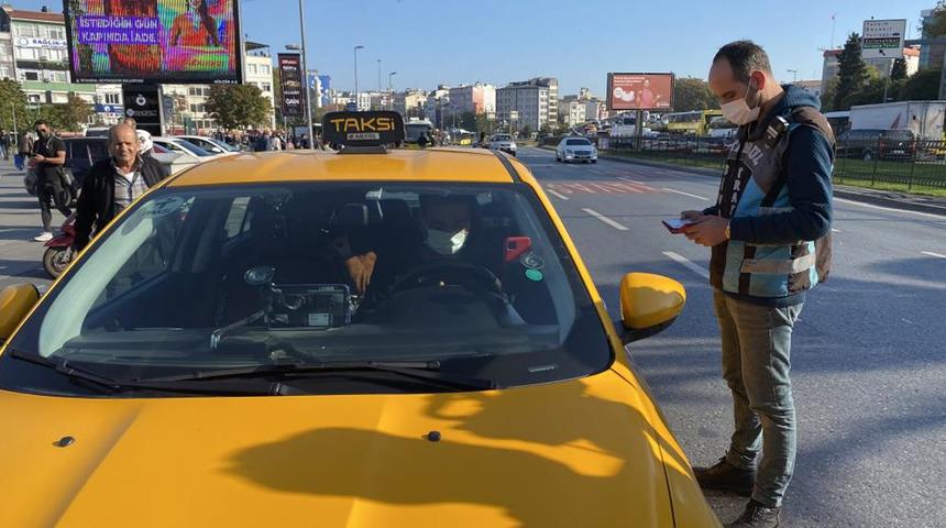 Aracı bağlandı! Yolcu seçerken yakalanan taksi sürücüsünden ilginç cevap