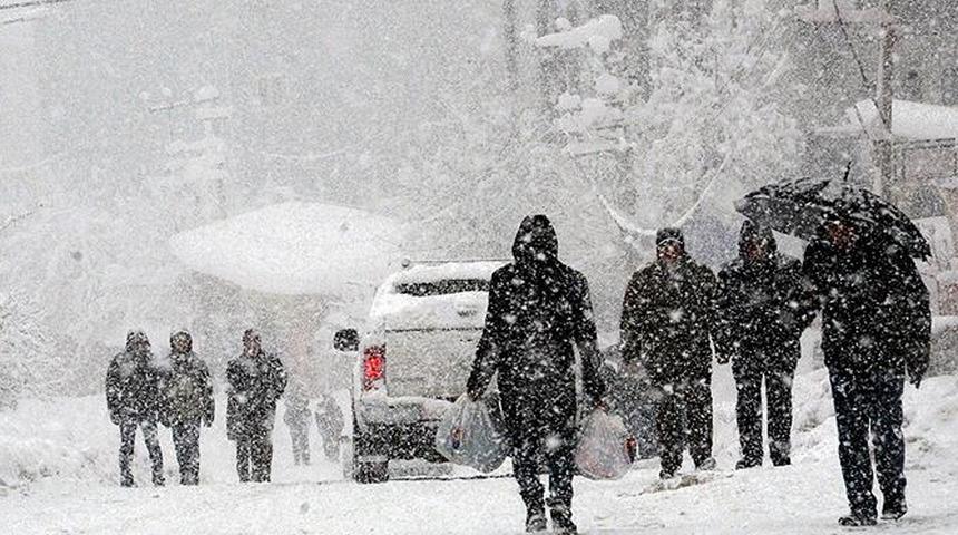 Meteorolojiden kar, kuvvetli yağmur ve fırtına uyarısı! Bu b&ouml;lgelerde yaşayanlar dikkat (24 Ekim yurtta hava durumu)
