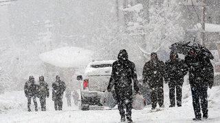 Meteorolojiden kar, kuvvetli yağmur ve fırtına uyarısı! Bu bölgelerde yaşayanlar dikkat (24 Ekim yurtta hava durumu)