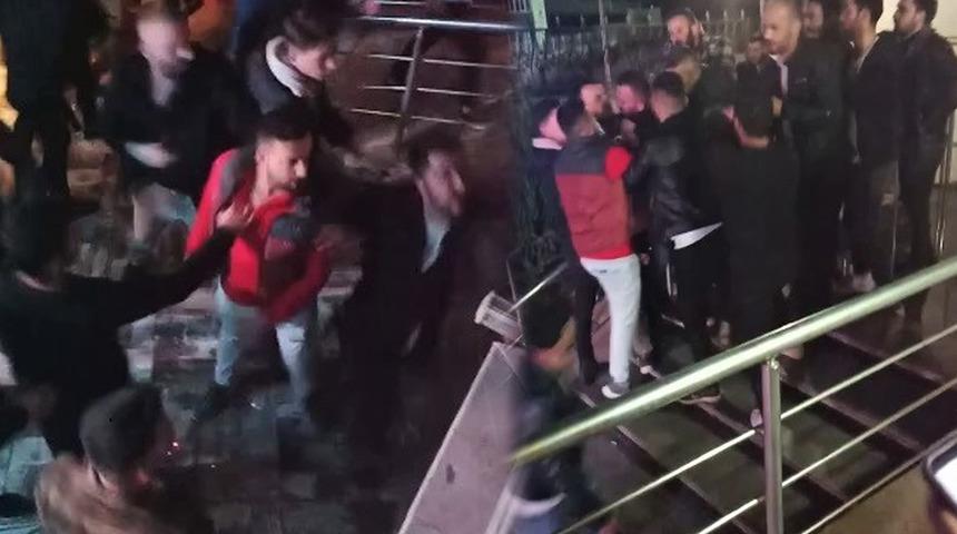 Serdar Ortaç konseri sonrası yumruklar havada uçuştu