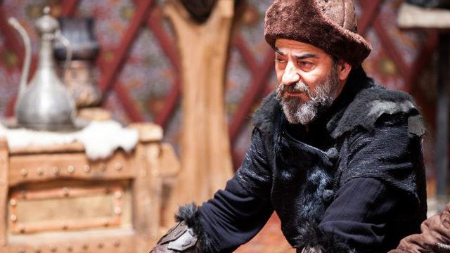 Ayberk Pekcan sırt ağrısı şikâyetiyle hastaneye gitti, kötü haberi aldı