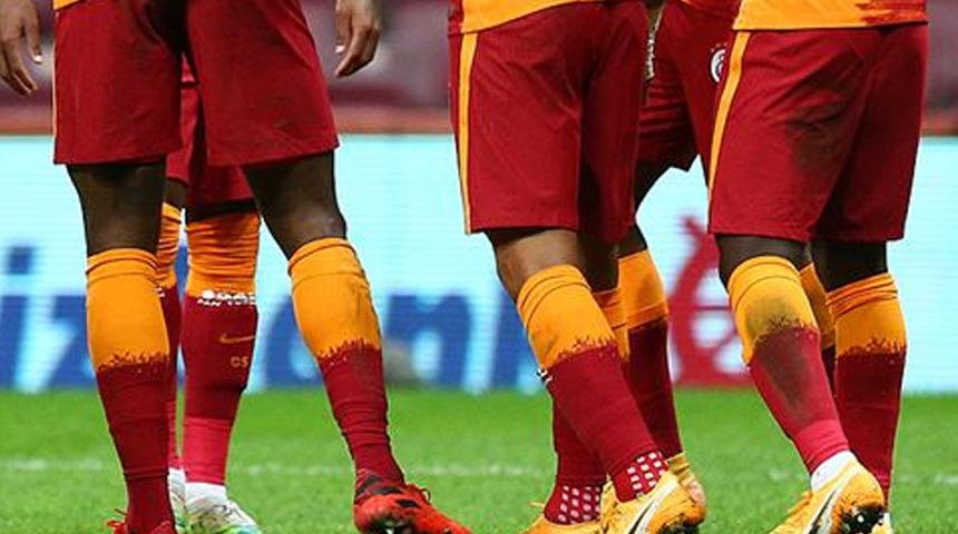 Galatasaray'da iki isim Beşiktaş derbisinde forma giyemeyecek