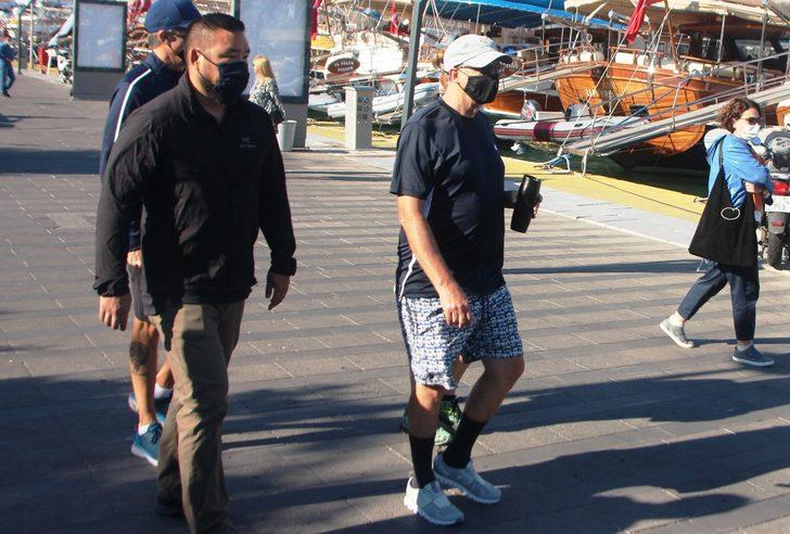 Bill Gates Bodrum'a geldi, tarihi kaleyi karış karış gezdi G3