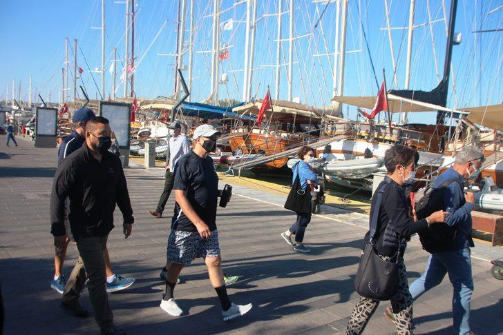 Bill Gates Bodrum'a geldi, tarihi kaleyi karış karış gezdi G4