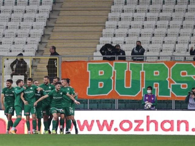 Bursaspor çıkışa geçti! 2'de 2...