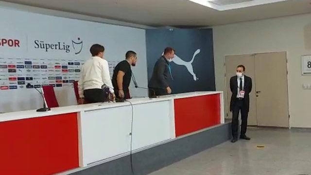 Sivas'ta basın mensuplarından protesto