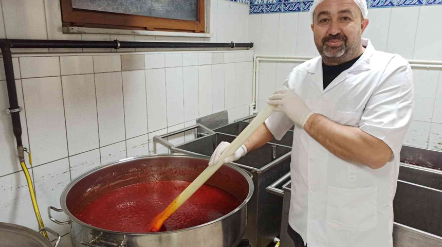 En acı biberlerden en tatlı reçellere yolculuk! Arap turistler akın ediyor