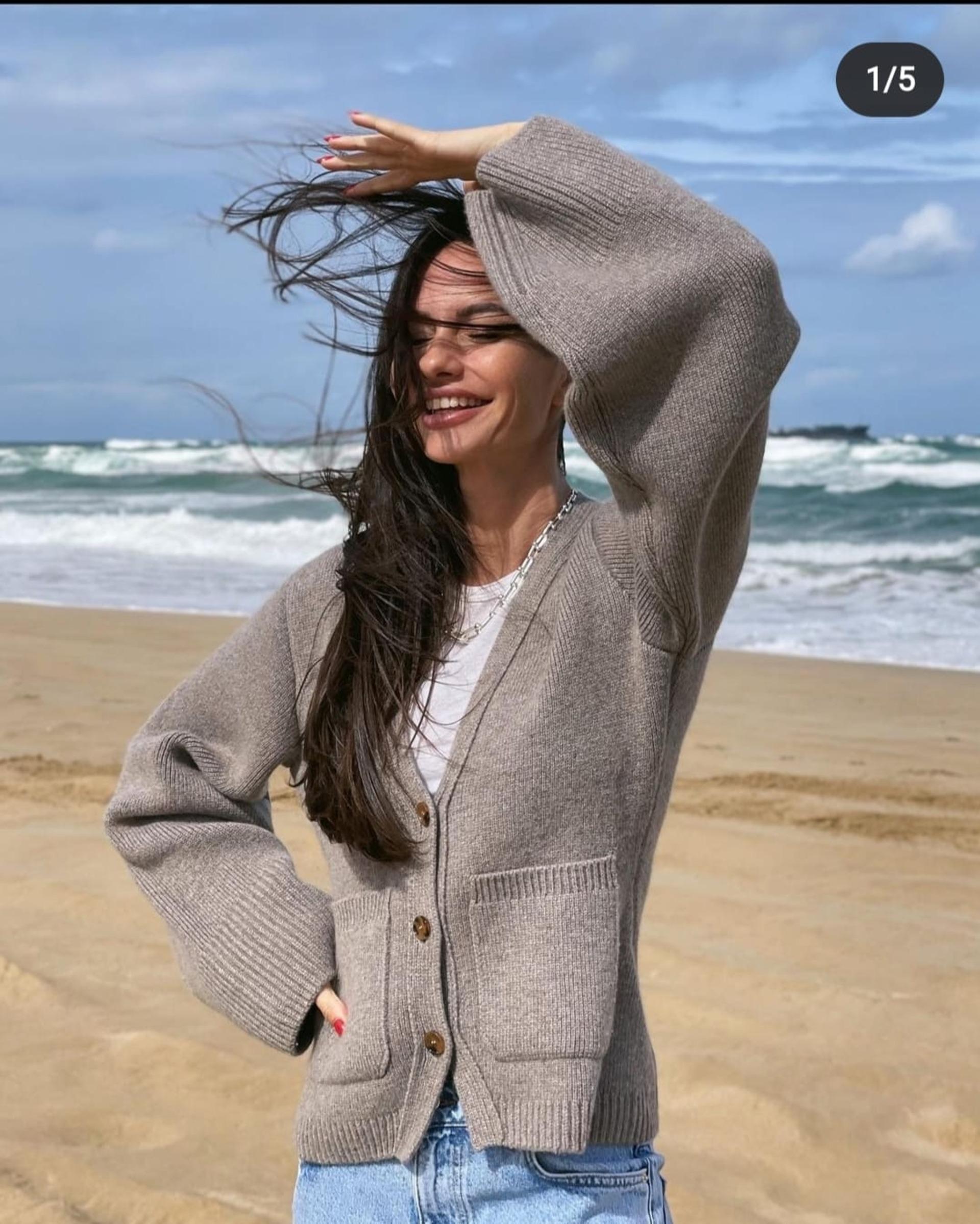 Yasemin Özilhan'ın 1200 avroluk hırkasına 200 TL'ye kadar alternatifler