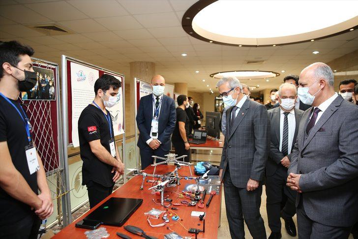 Savunma Sanayii Başkanı İsmail Demir, Mersin'de üniversite öğrencileriyle buluştu: G1