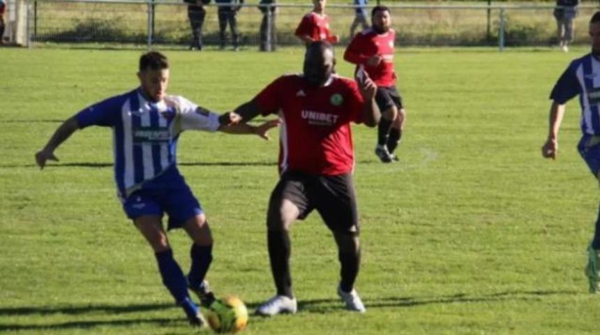 Fenerbah&ccedil;eli eski yıldızı g&ouml;renler tanıyamadı! 7. Ligde oynuyor