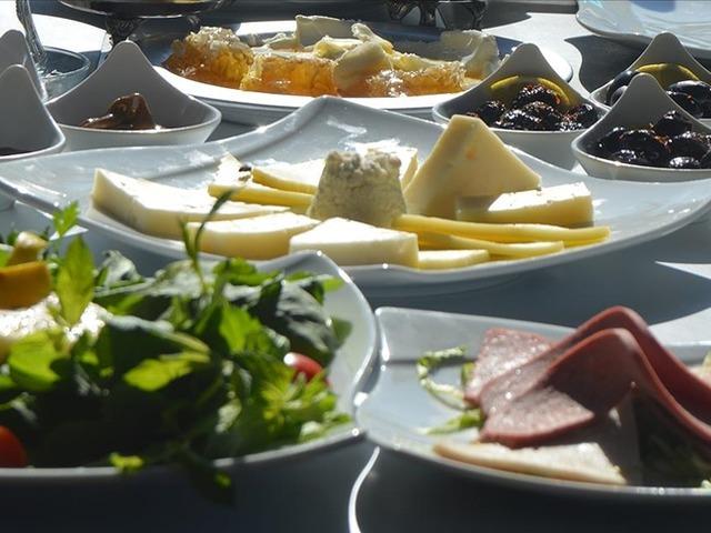 Sahurda en sık yapılan hata! İşte ideal sahur tabağı...