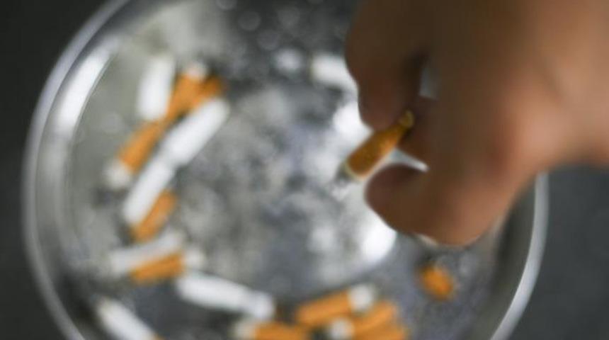 Sigara bebekleri &ouml;ld&uuml;r&uuml;yor