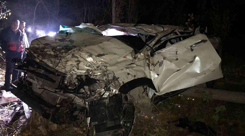 Tokat'ta feci kaza! Virajı alamayan kamyonet 100 metreden uçuruma yuvarlandı: 3 ölü, 1 yaralı