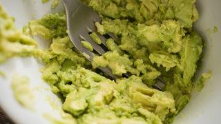 Saçınızda ve cildinizde mucizelere hazır olun! Avokadonun cilt ve saç bakımında kullanımı